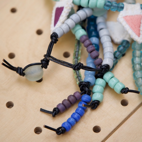 An Astrid Endeavor Handmade Leather Strand Glass Beaded Necklaces Set Of 4 - Picture 12 of 12